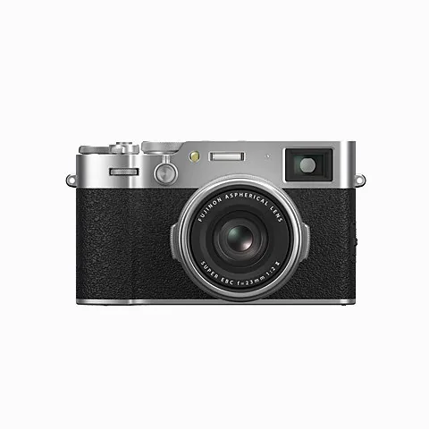 Fujifilm X100VI — Fujifilm’in X100VI ürün görseli, gümüş gövde önden görünüm.